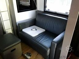 MERCEDES-BENZ Actros Böckmann  Big Equipe Horses