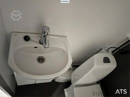  Arnpro Barracks w/ Toilet.