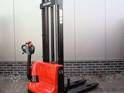 SCHORR Elektro Stapler 2,5m / 3m / 3,5m