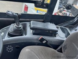 Komatsu WA90-6