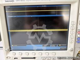 Tektronix DPO 4032 Cyfrowy Oscyloskop 350 MHz 2,5 GS/s Sprawny
