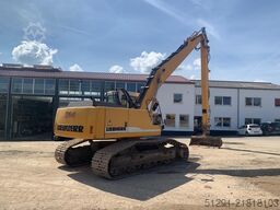 Liebherr R914 HDSL long reach