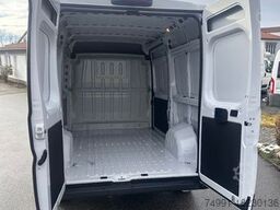 PEUGEOT Boxer Kasten Hochraum 333 L2H2 BlueHDi 140Ps
