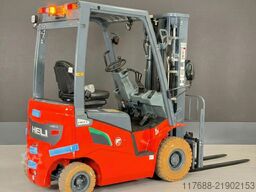 Heli CPD15-G2 4-Rad - 6 Jahre Garantie 4,7m Hub Triplex