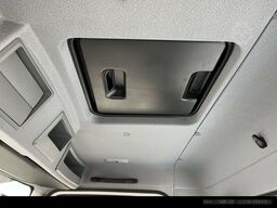 MERCEDES-BENZ Atego 818 K 4x2 3-S.-Kipper+Klima+2xAHK+2600 km!