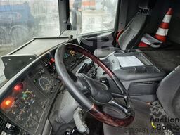 Scania P 124 GB