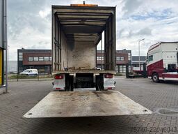 Volvo FL 12.240 + BLAD VERING + LOADLIFT 2.5t + LOW KM