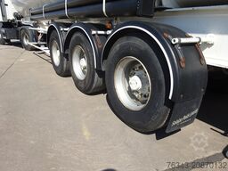 Benalu CITERNE PULVERULENTE 64000 L