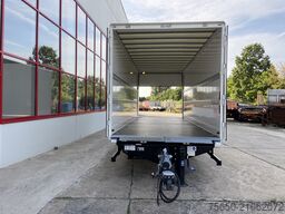 Möslein TK0105D-L Weiß  Tandem Koffer, Ladebordwand 1,5 t + DurchladbarNeufahrzeug --