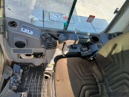 Takeuchi TB250