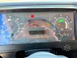 MERCEDES-BENZ ATEGO 1218  5  Pferde  Wohnung Dusche