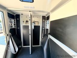 RENAULT Master STX 5 Sitzer Haras ex. Lang Automatik
