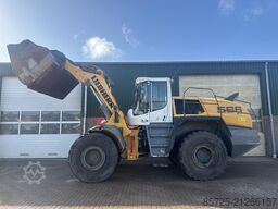 Liebherr 566 XPower
