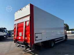 MERCEDES-BENZ Actros 1832 4x2 Sideopening 8,0 m Alubox