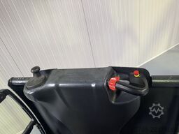 LINDE V  ( 5213 )  DEMO !! Triplex FFL !!