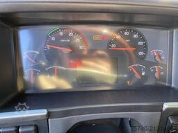 Volvo FM 370 + Euro 5 + Palfinger Z-Q170 Crane + 30to...