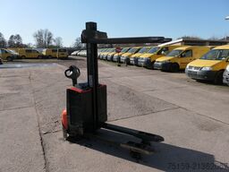 Stivuitor manual bt SWE 080L