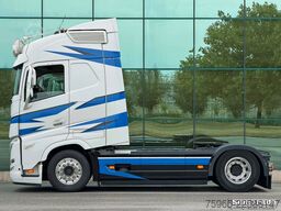 VOLVO FH 13.500 GLOBETROTTER ONLY 312.000 KM DYNAMIC S