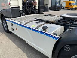 DAF XF 106 530 / Retarder / Full Spoilers / Stand A...