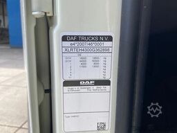 DAF XF 106 530 / Retarder / Full Spoilers / Stand A...