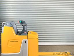 Jungheinrich ERE 225 - Service Neu - nur 440 Std. Batterie 90%
