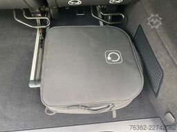 Mercedes-Benz EQV 300 AVANTGARDE Line Extralang 8-Sitz