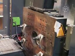 ENGEL VC 200/40 Tech + Wittmann + Kühlgerät