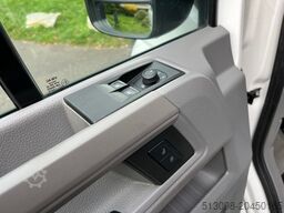 VOLKSWAGEN CRAFTER 2,0 TDI 9 SITZER KLIMAAUTOMATIK 1.HAND