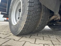 MAN 8.180 / Seilwinde / Rampen