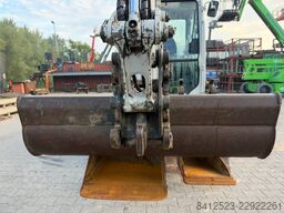 Takeuchi TB 230 3x bucket LED