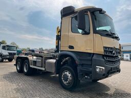 MERCEDES-BENZ Arocs 3345 6x6 BB/ Hyva 26-51-S/ Kran Hydr.