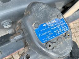 MERCEDES-BENZ Arocs 3345 6x6 BB/ Hyva 26-51-S/ Kran Hydr.