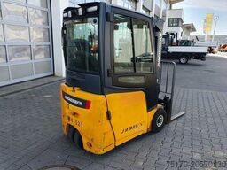 JUNGHEINRICH EFG 215 / Triplex: 4.35m! / SS / nur 2.054h!