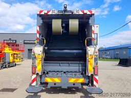 Renault D wide