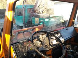 Mercedes-Benz Unimog U424/U1000
