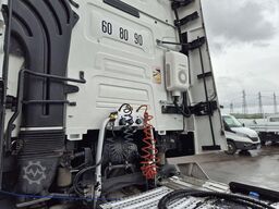Renault T-High