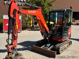 KUBOTA KX030-4