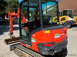KUBOTA KX030-4