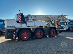 LIEBHERR Mobilkran LTC 1050-3.1 50t Kran hat nur 3300 h