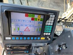 LIEBHERR Mobilkran LTC 1050-3.1 50t Kran hat nur 3300 h