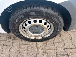 MERCEDES-BENZ Vito 111 CDI Kasten Lang/ Klima / PDC /