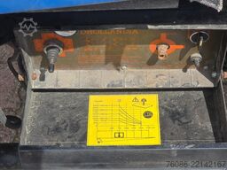Samro SR121SPD 1 assige city!2500kg achtersluitklep!!...