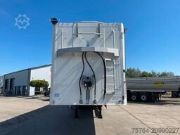 KRAKER ca. 92 m³ Schubboden/10mm Boden/Funk/Auch Miete!