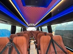 MERCEDES-BENZ Sprinter Nero 31 Sitze ab 08/2026