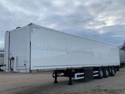  Wingliner_ hydraulische Schwenkwände_ Lenkachse