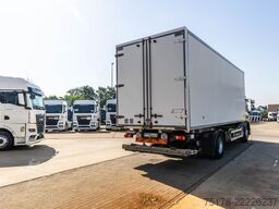 RENAULT D 320+HAYON BAR 2 T.