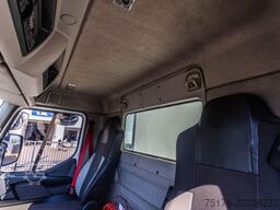RENAULT D19 WIDE 320+HAYON BAR 2 T.