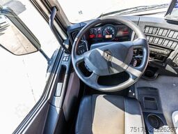 RENAULT D19 WIDE 320+HAYON BAR 2 T.