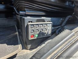 IVECO 480AS440ST/P, 2 Kreiis Hydraulik,Wartungsvertrag