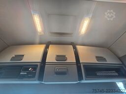 RENAULT T 520 * RETARDER * ACC * KLIMAAUT. * SPURHALTE *
